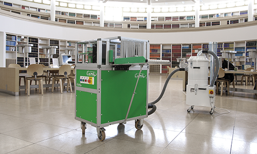 laura book cleaning machine